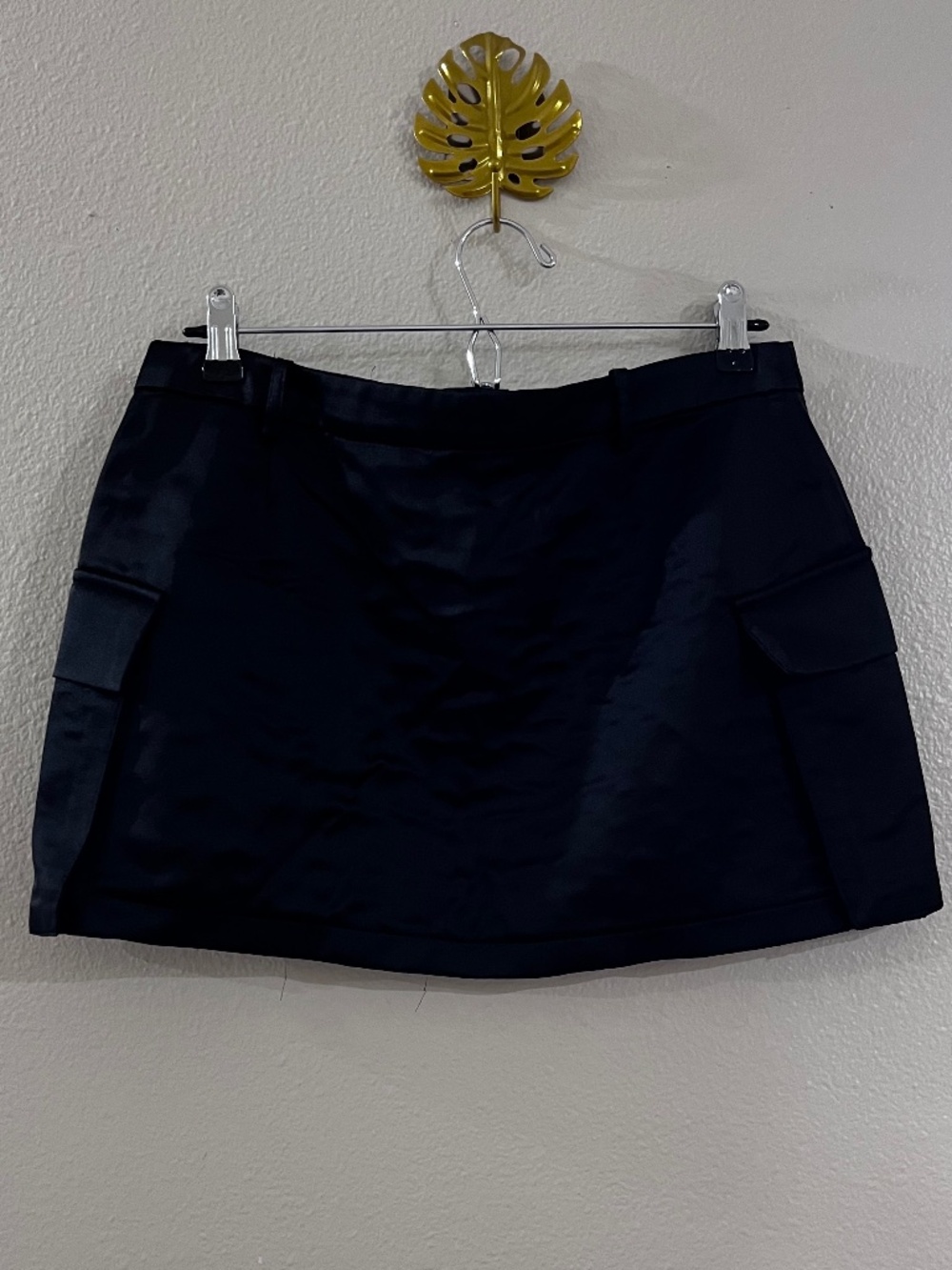 ZARA Skirt with Cargo Pockets Silky Black size M